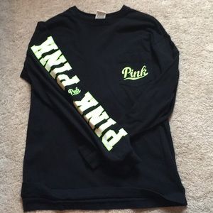 VS PINK long sleeve pocket tee